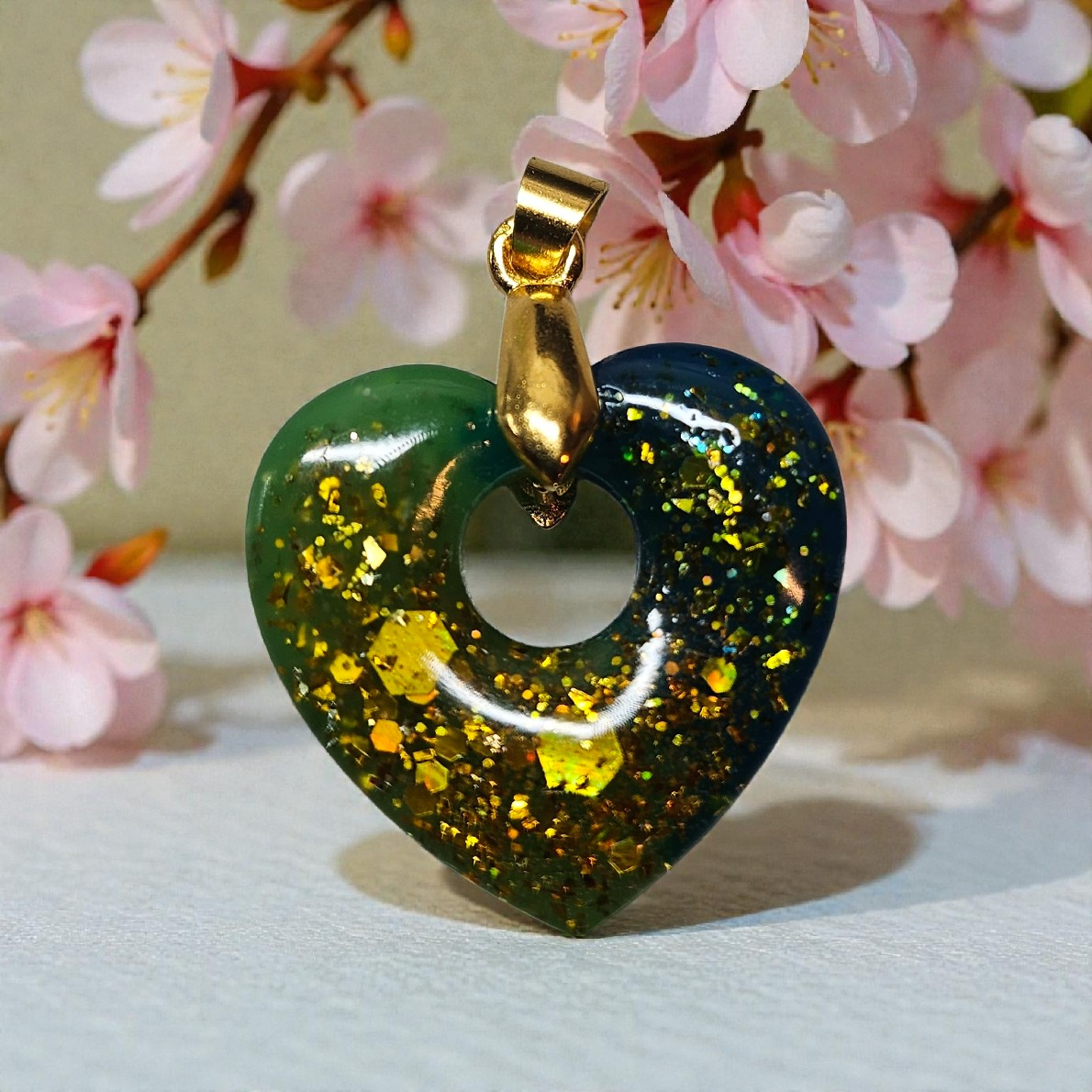 Pendentif étoile multicolores à paillettes doré
